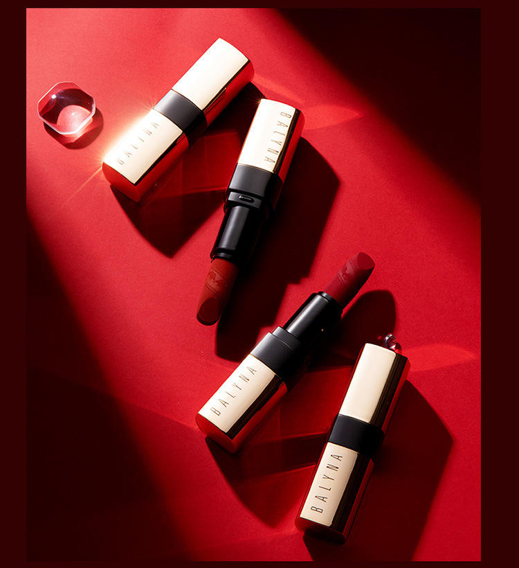 Матовые стойкие помады Velvet Mist под частную марку