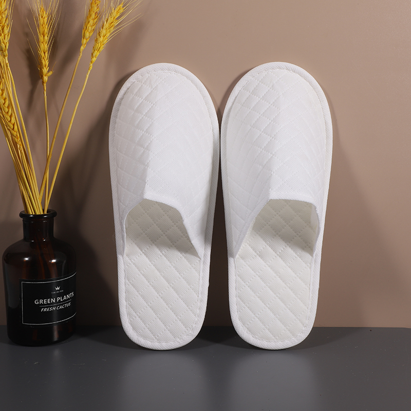 Эко-тапочки одноразовые для отеля и SPA с логотипом