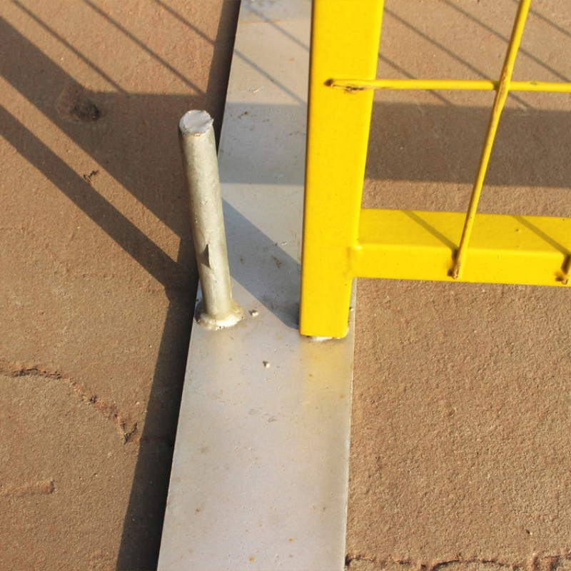 Galvanized and PVC Coated Canada Temporary Fence Panels Hot Sale Pool Fence Temporary Fence Gate for Construction Site