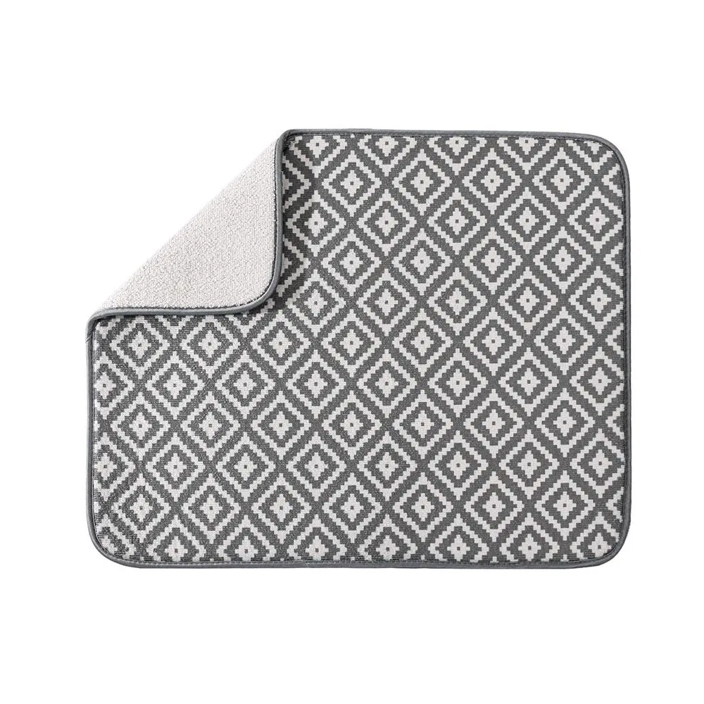 Стильные полосатые подставки под посуду