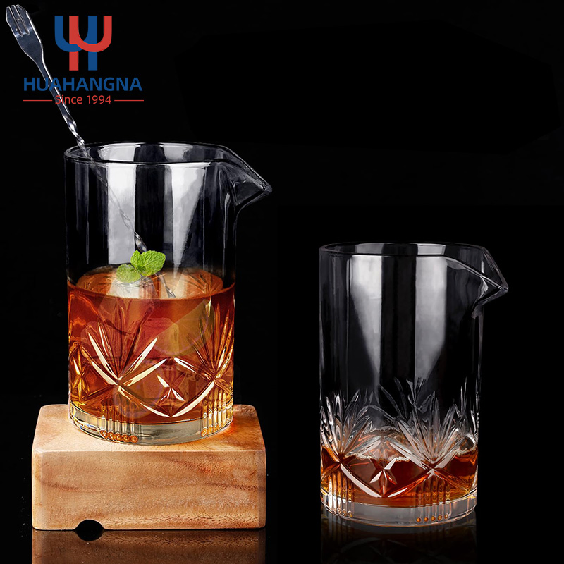 Wholesale Vintage Carving Ice Coffee Beer Wine Shaker Whiskey Mixing Glass
