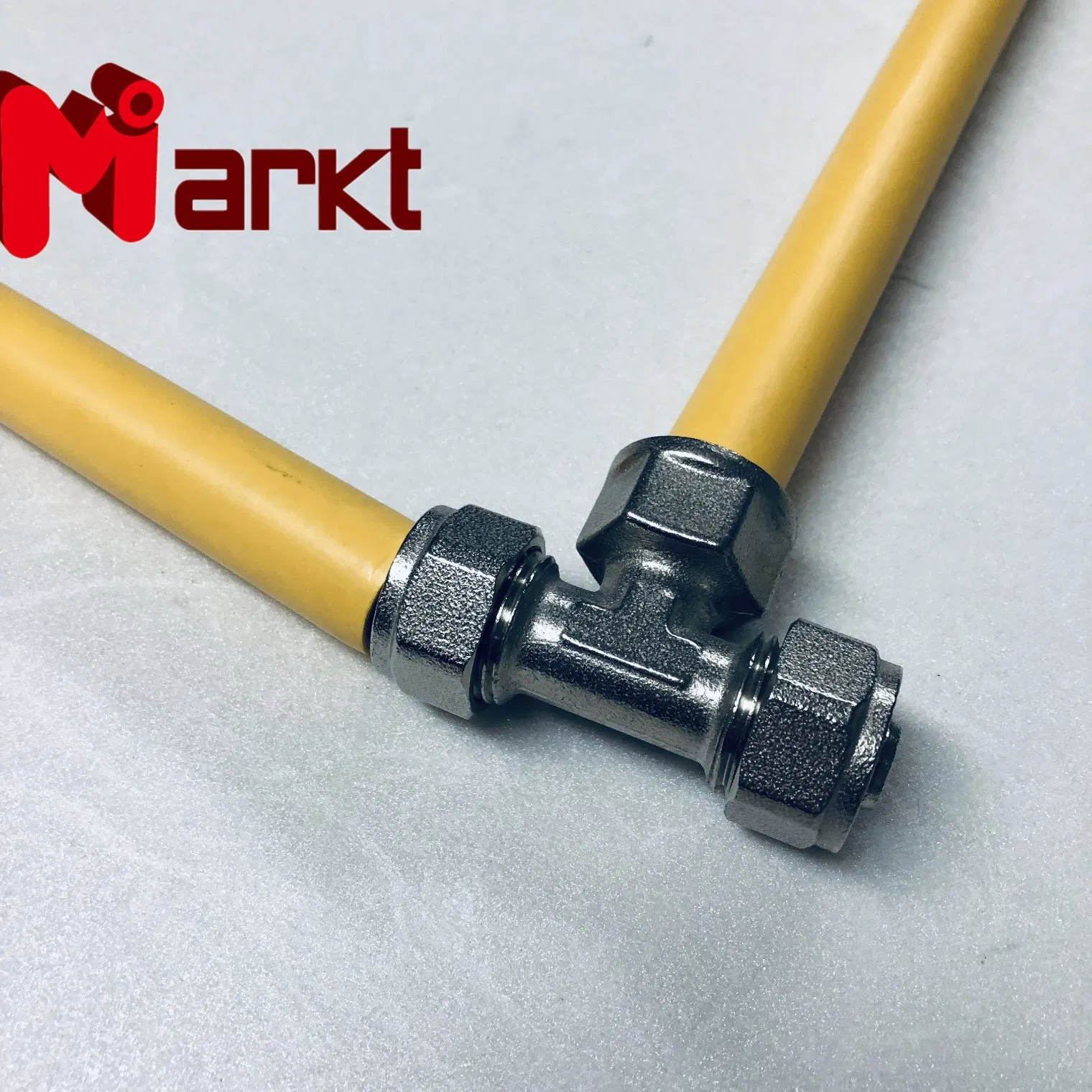 Труба газовая многослойная PE-Al-PE 1216 мм желтая