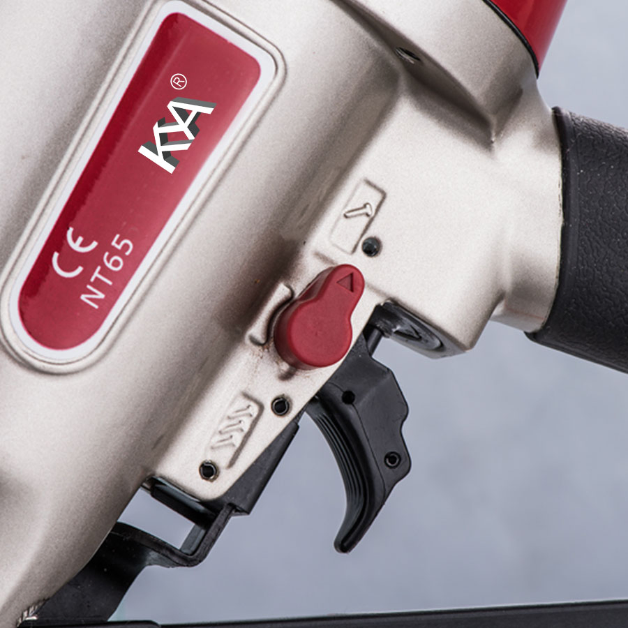 Пневматический гвоздезабивной пистолет NT65 15 Gauge