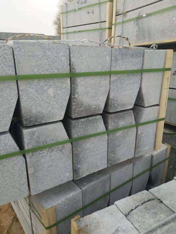 Cheap Grey /Black/White/Yellow/Granite Kerbstone/Curbstone/Kerbs for Garden / Landscape/ Paving/Road
