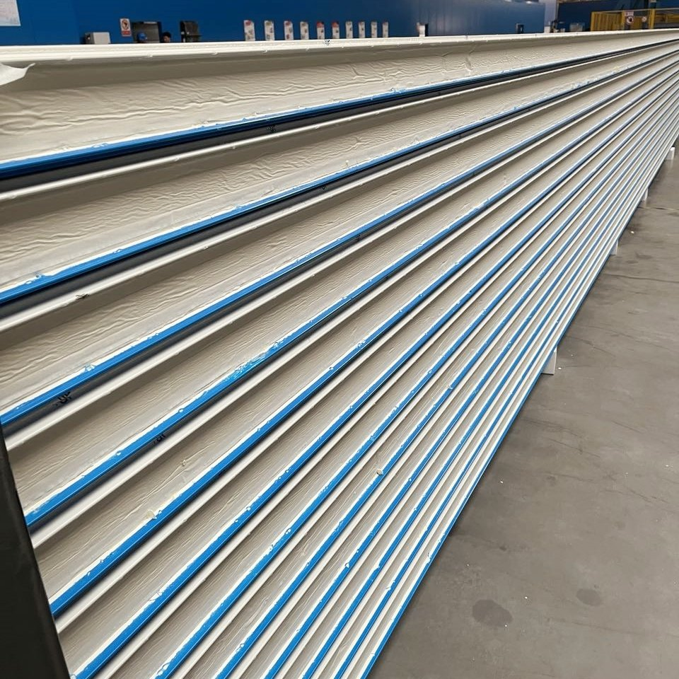 Weatherproof Soundproof Two-Color Insulated Panel for Industrial Projects Sectional Garage Door Panel