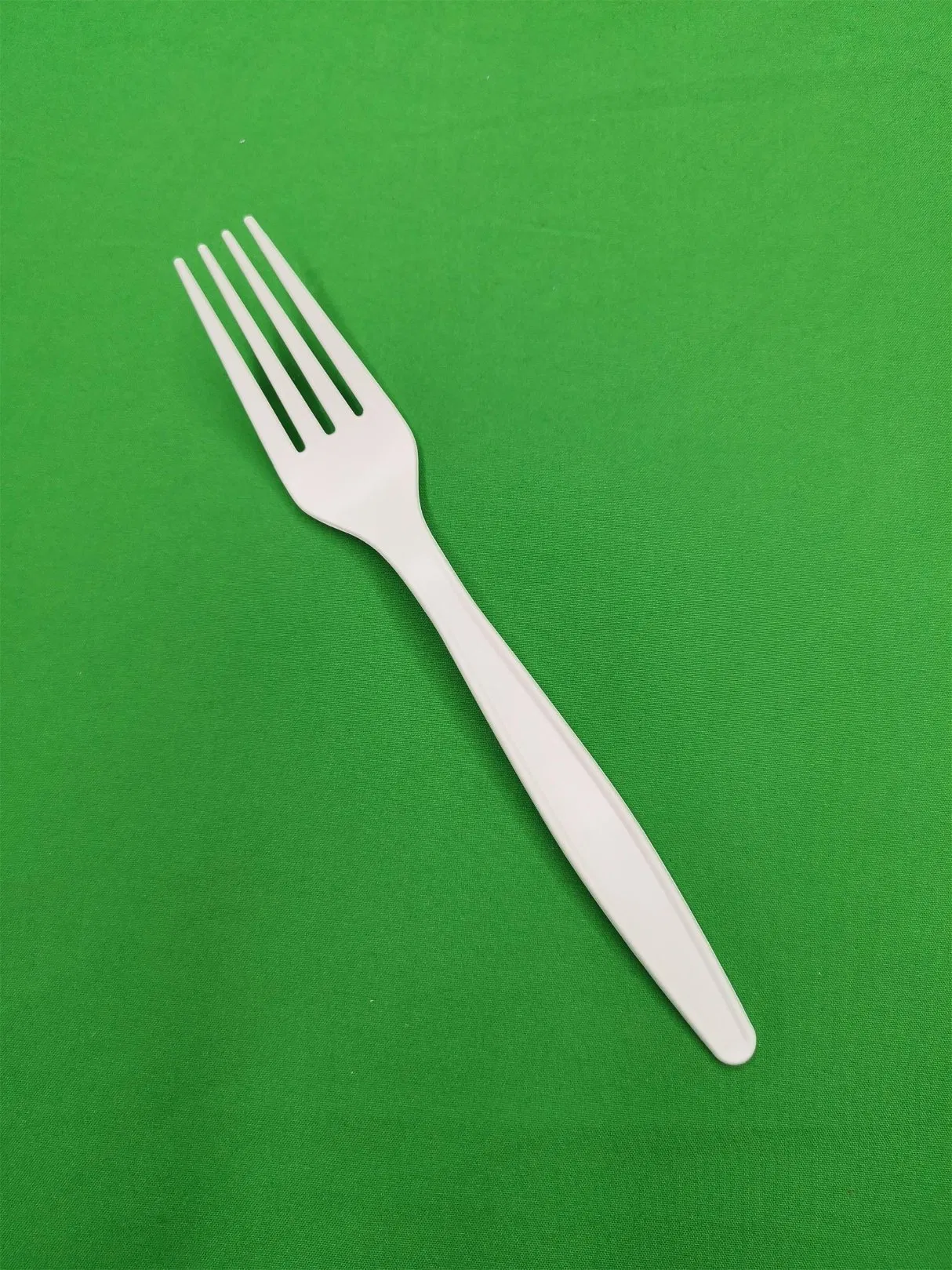 Disposable and Biodegradable Cornstarch Fork, White, 17.6cm