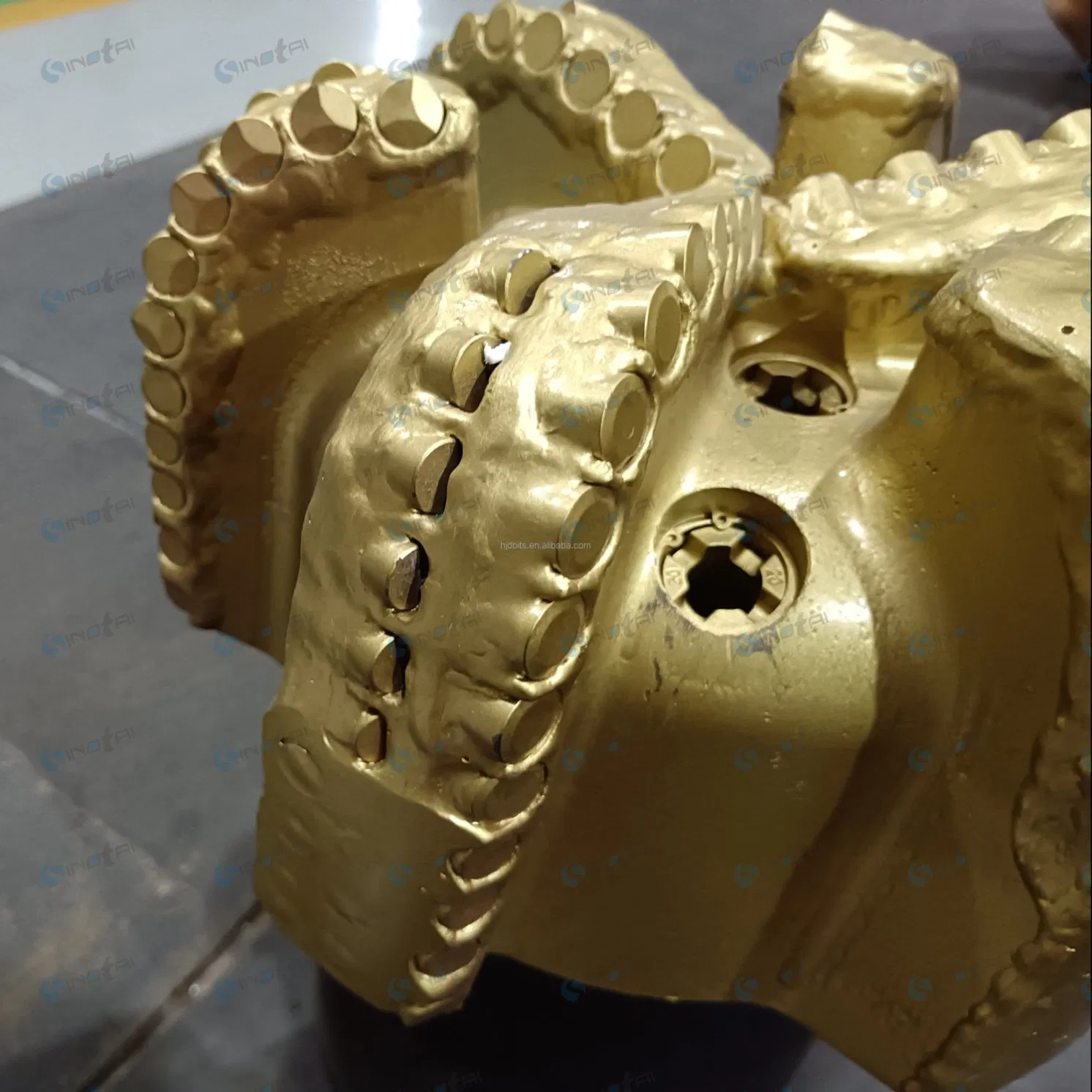 Матричный алмазный PDC долото для бурения скважин