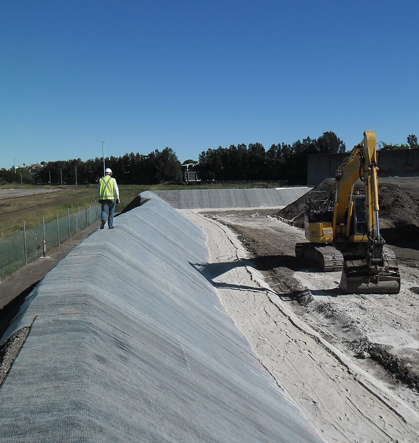 Premium Waterproof Bentonite Geotextile Mat for Concrete Protection