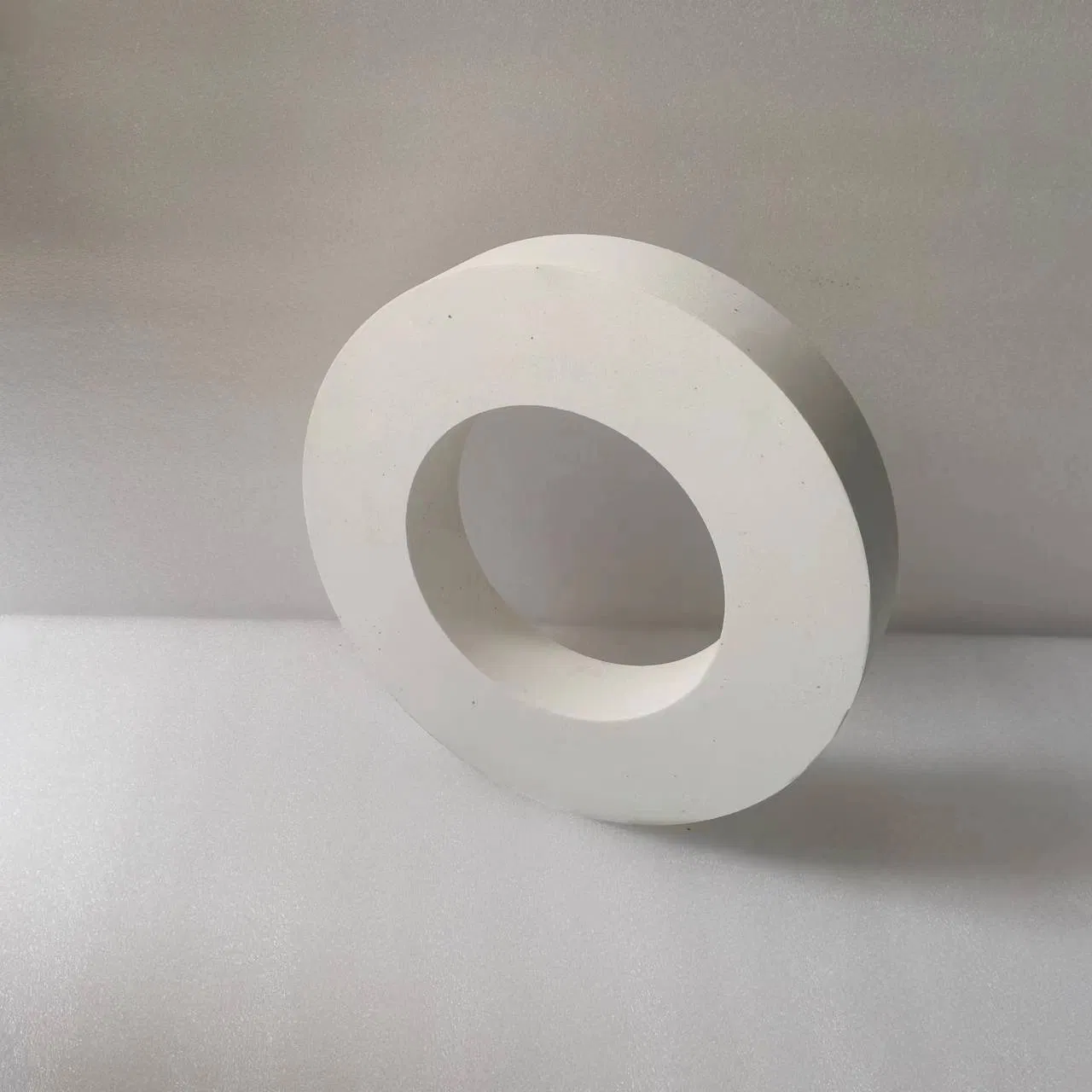 Шлифовальный круг из белого корунда для алмазных плит