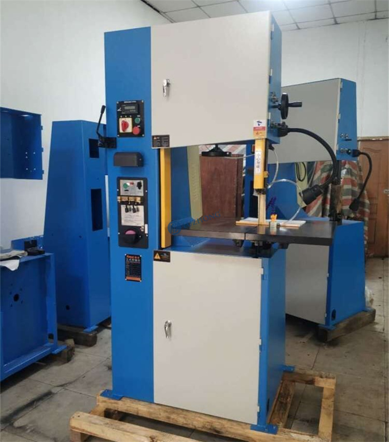 Станок ленточнопильный вертикальный по камню и металлу VS-400