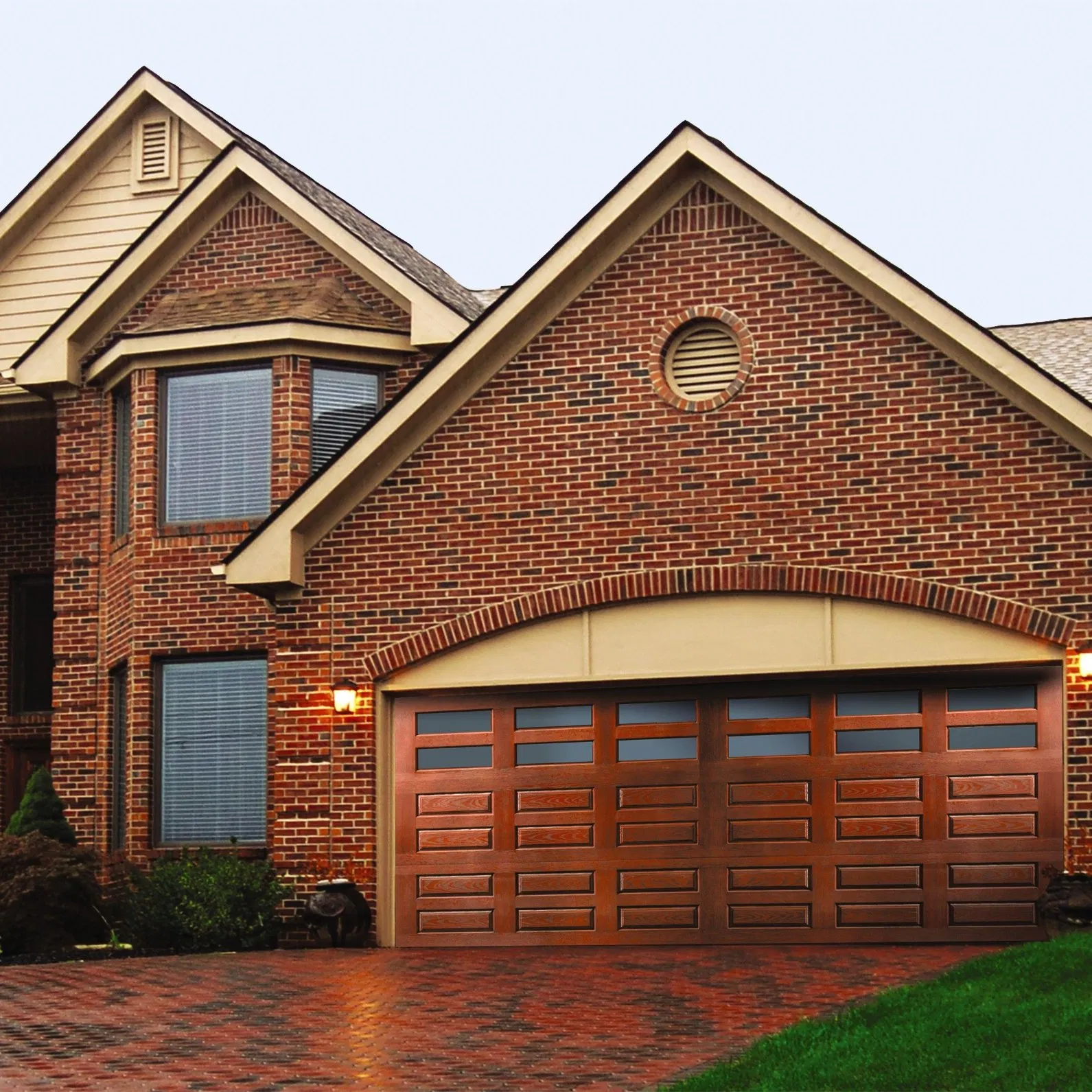 Aluminum Garage Door Used in Different Places and Shades