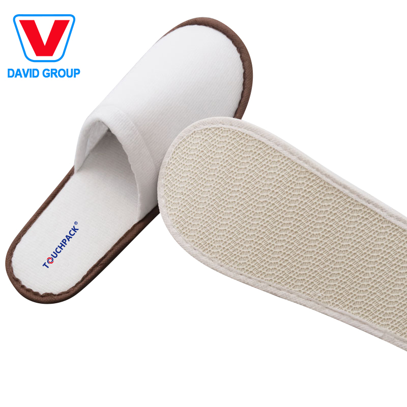 2021 Promotional Customized Logo Cheap Disposable Hotel Slippers