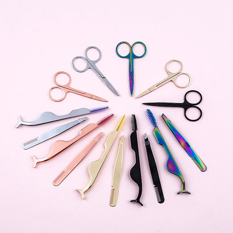 Four-Piece Set of Makeup Tools Including Eyelash Curler False Lashes Auxiliary Tweezer and Beauty Scissors