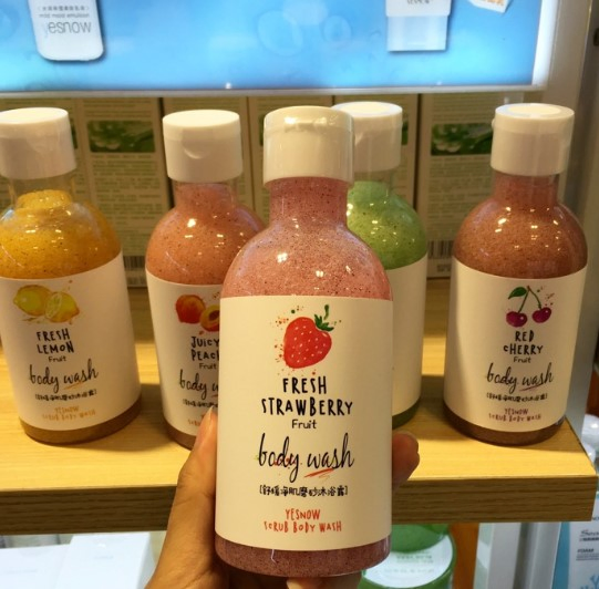 Skin Care Reduce Dead Skin Exfoliating Body Strawberry Fruit Shower Gel Sets