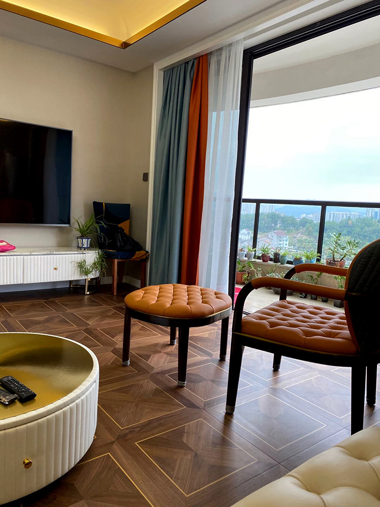 Wooden Flooring with Metal Inlay Home Decoration