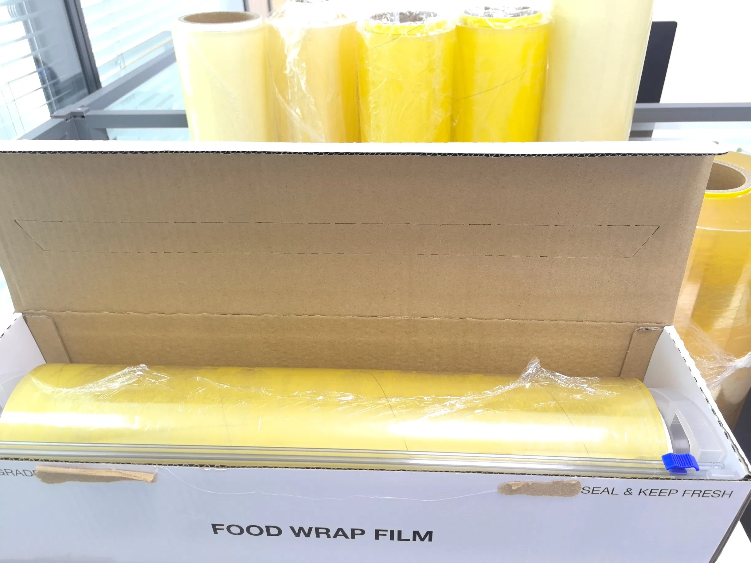 Premium Kitchen Cling Wrapping Film Jumbo Roll for Food Service