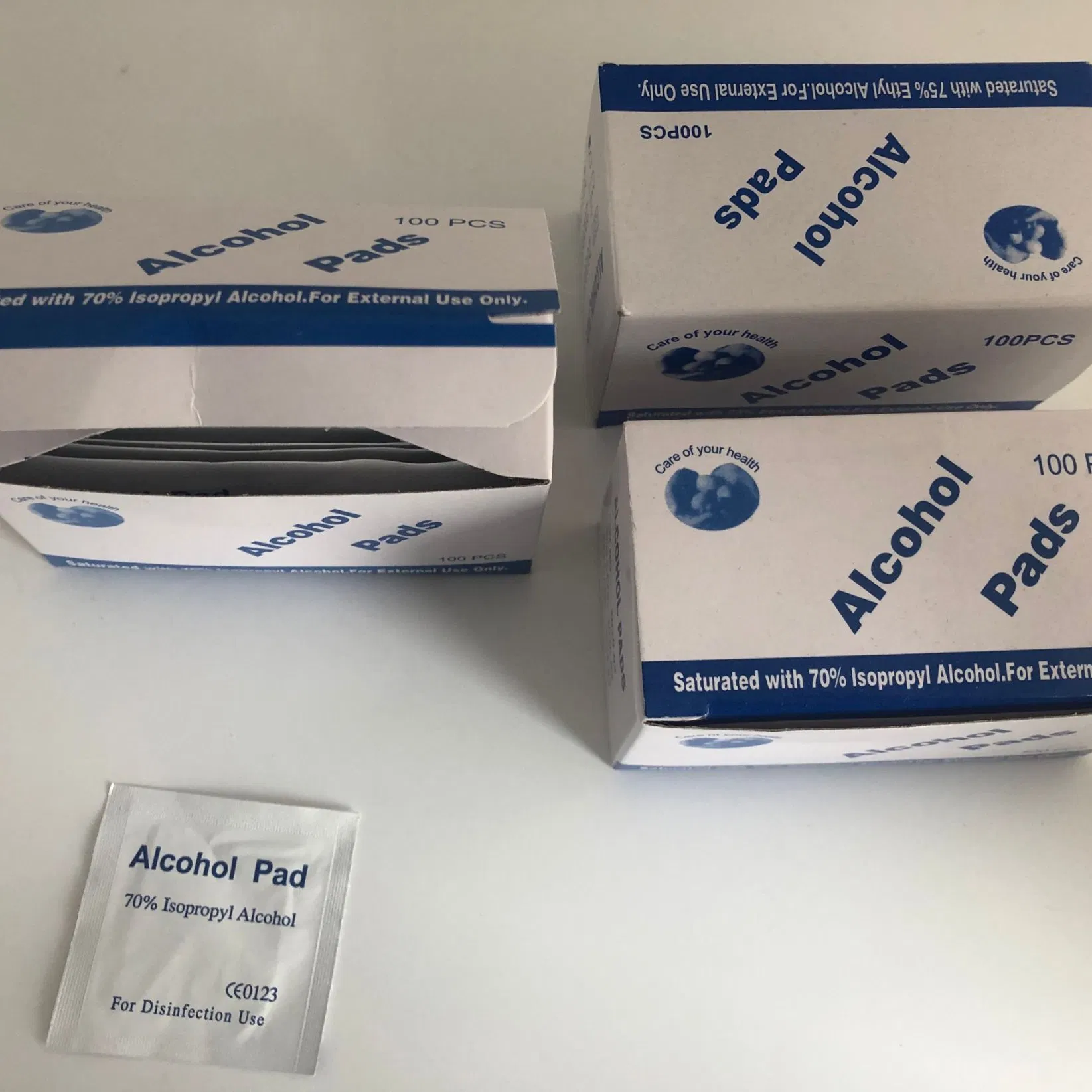 Accept OEM ODM 70% Alcohol Based Wet Pad Wipes