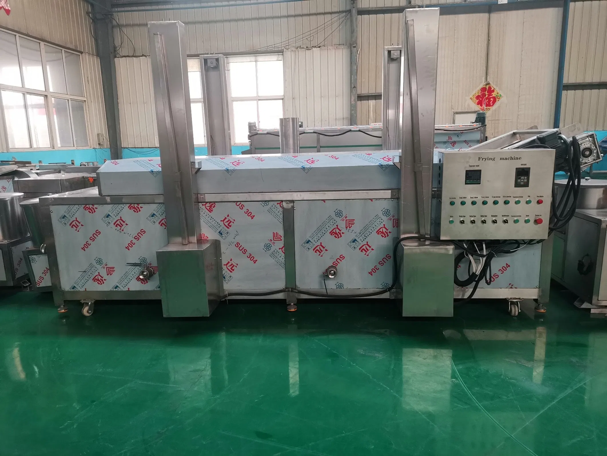 Frying Snacks Continuous Mesh Belt Automatic Fryer Machine