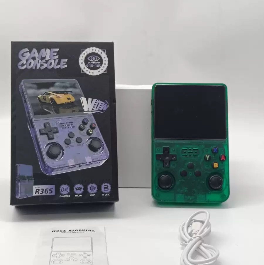 Портативная консоль R36s Retro Handheld с 3.5" IPS экраном и играми