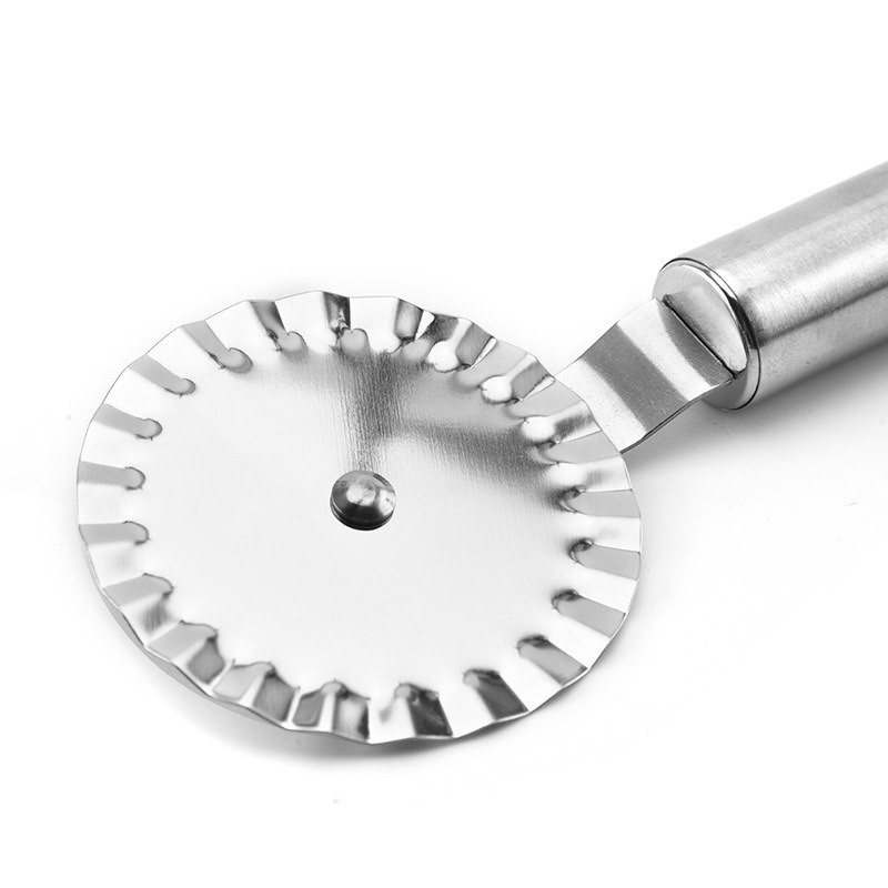 Нож для пиццы с рифленым колесом из нержавеющей стали