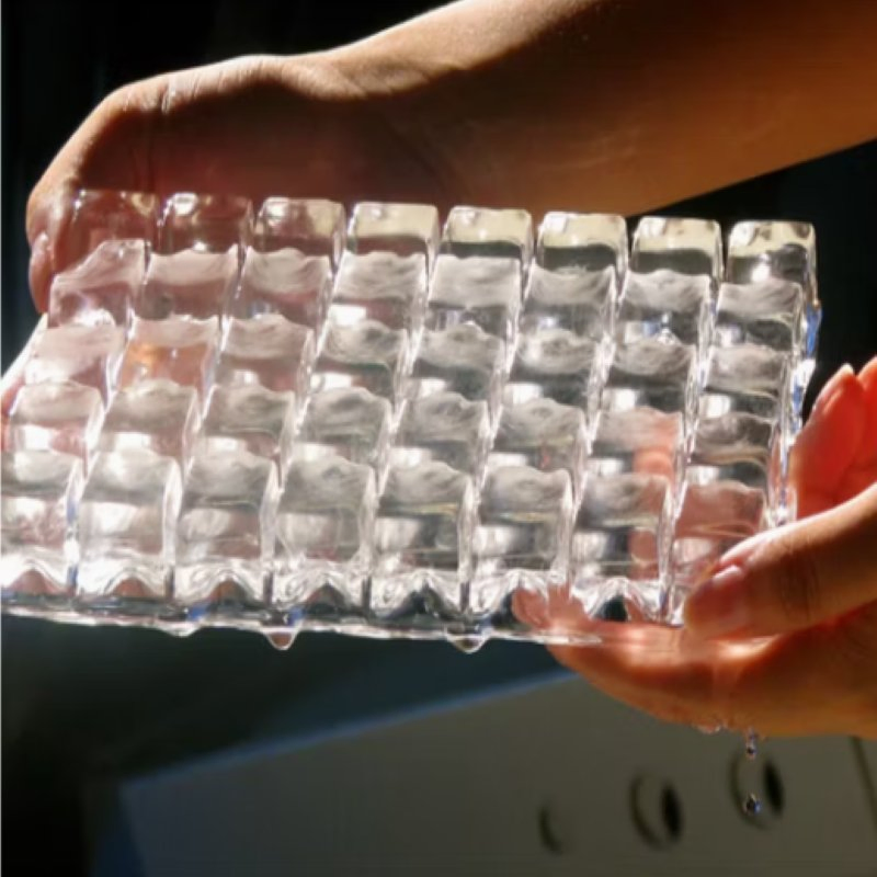 Professional Commercial Cube Ice Machine 80kg/Day Intelligent Control Easy Clean Suitable for Catering Business