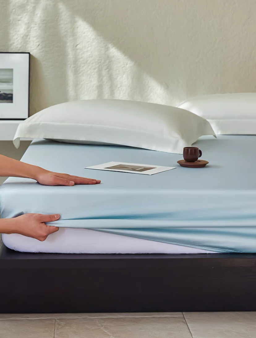 Factory Customised Lycell Bamboo Fibre Ice Silk Bed Sheet Bedding Four-Piece Set