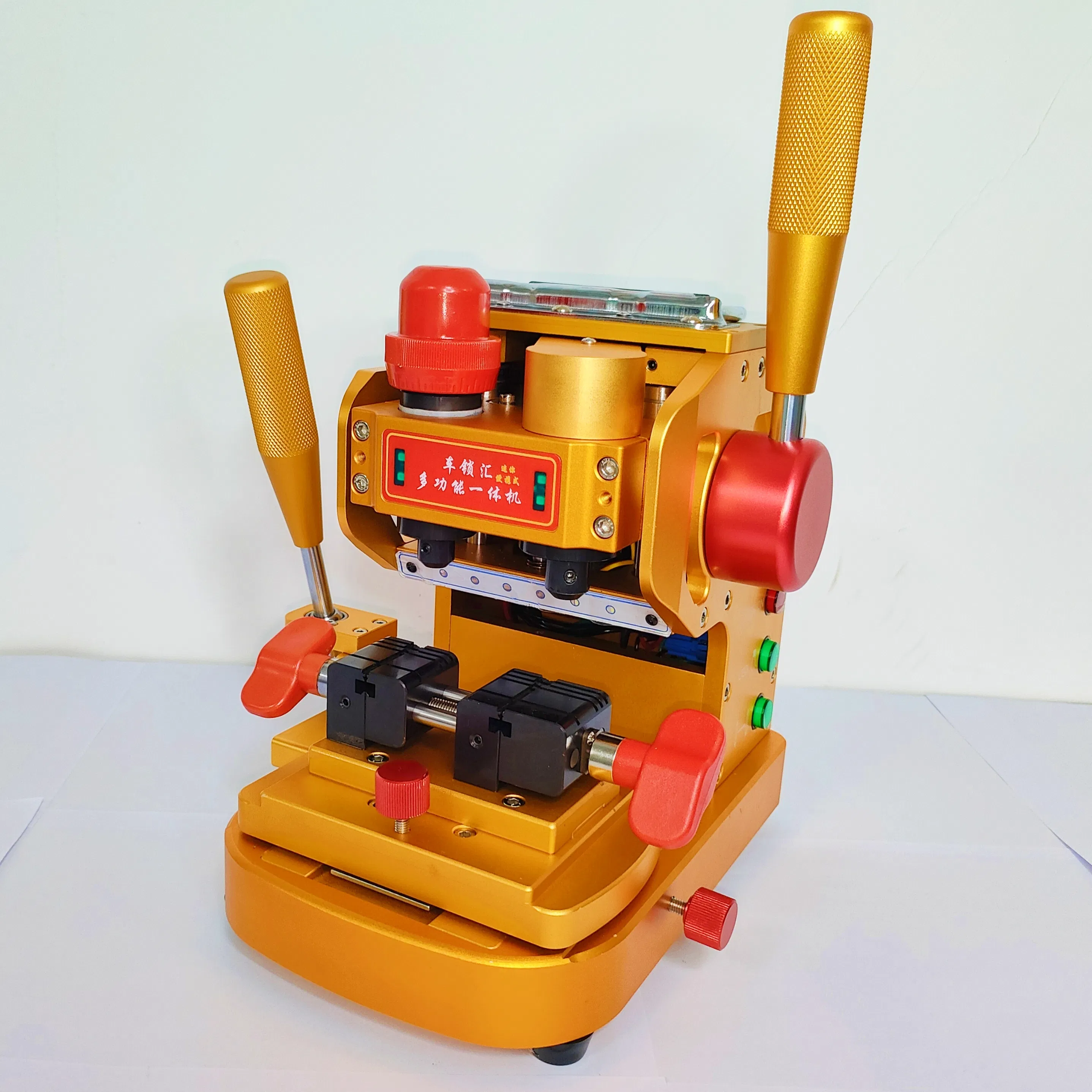 Compact Design Csh002 Mini Portable Key Cutting Machine for Efficient Key Making