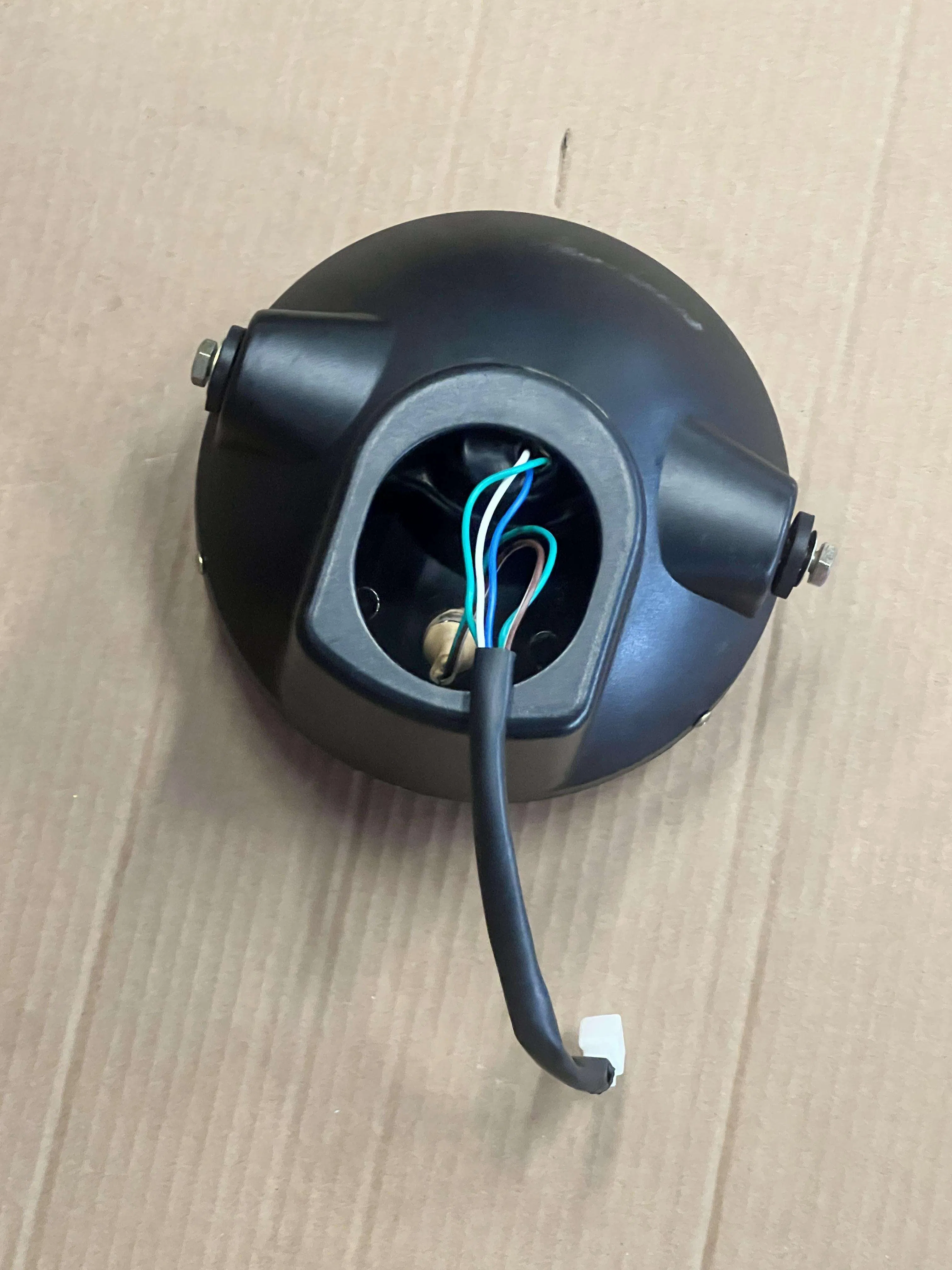 Велосипедные запчасти и аксессуары: Фара