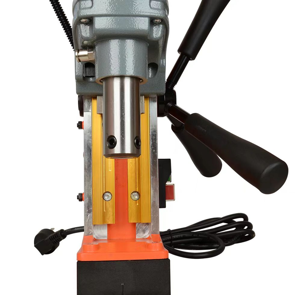 Магнитный сверлильный станок Vedon 8828