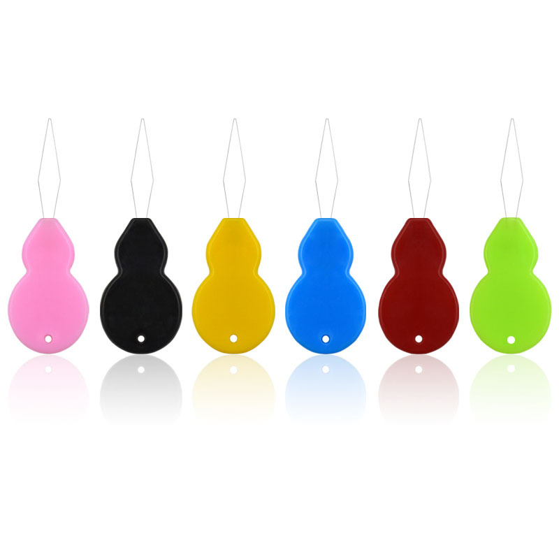 Colorful Hand Sewing Tool Flower Shape Easy Plastic Needle Threader