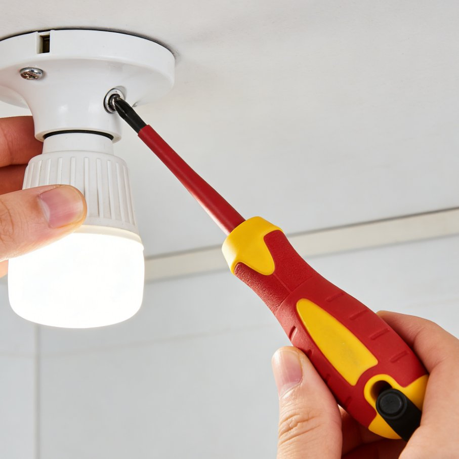 Изолированная отвертка VDE для электромонтажа (FVS-07)