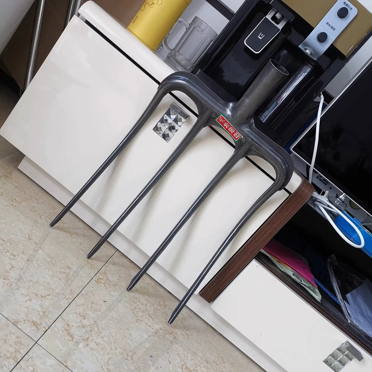 New Arrival Farm and Garden 4 Post Fork