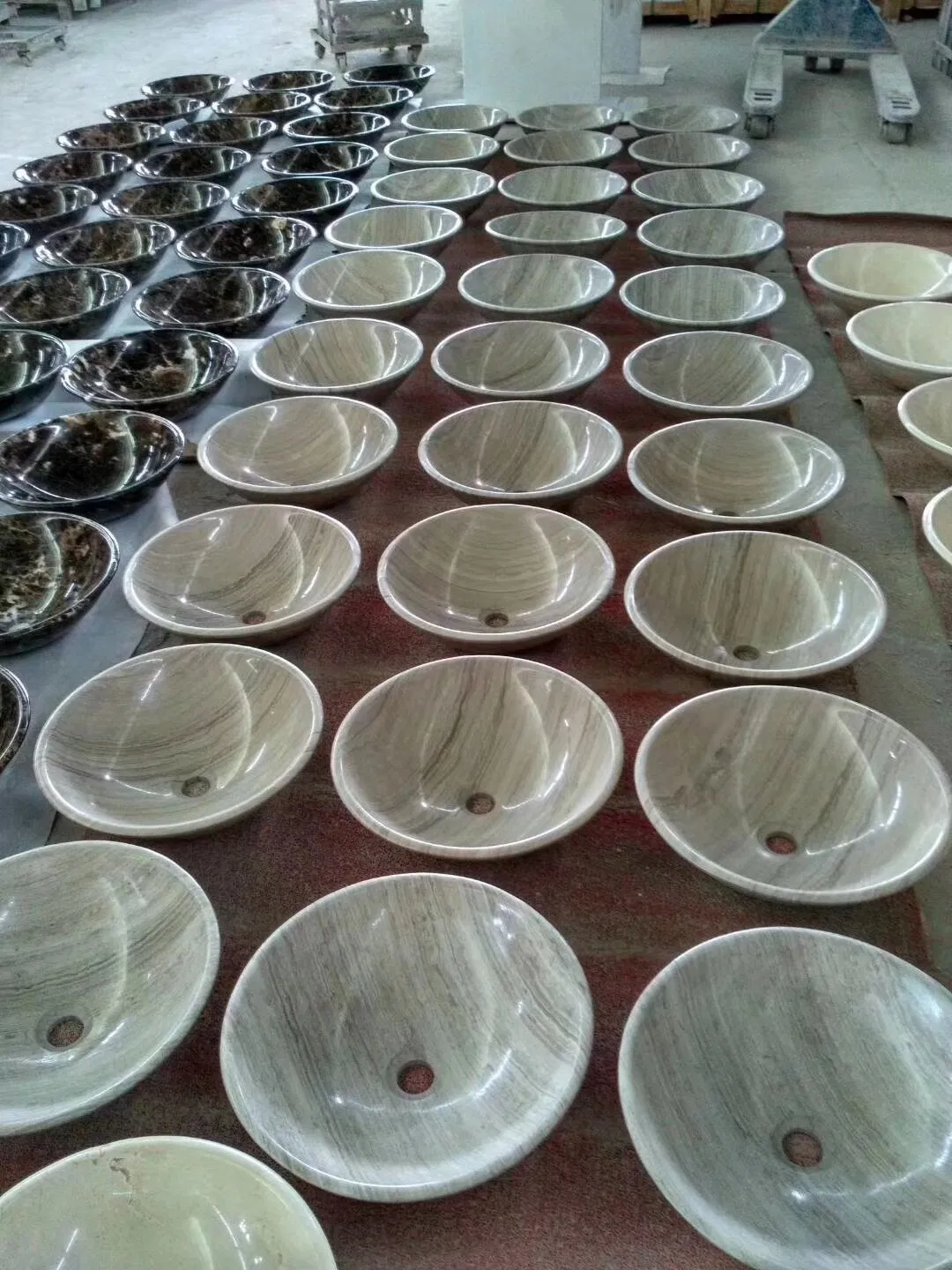 Round Marble Stone Vessel Sinks in Black Forest