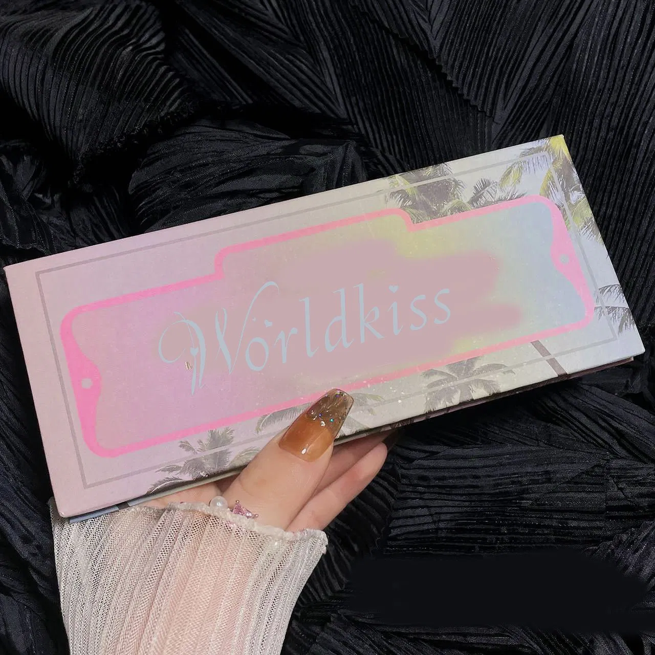 Professional Beauty Cosmetic Portable Matte Shimmer Natural Color Palette Eyeshadow
