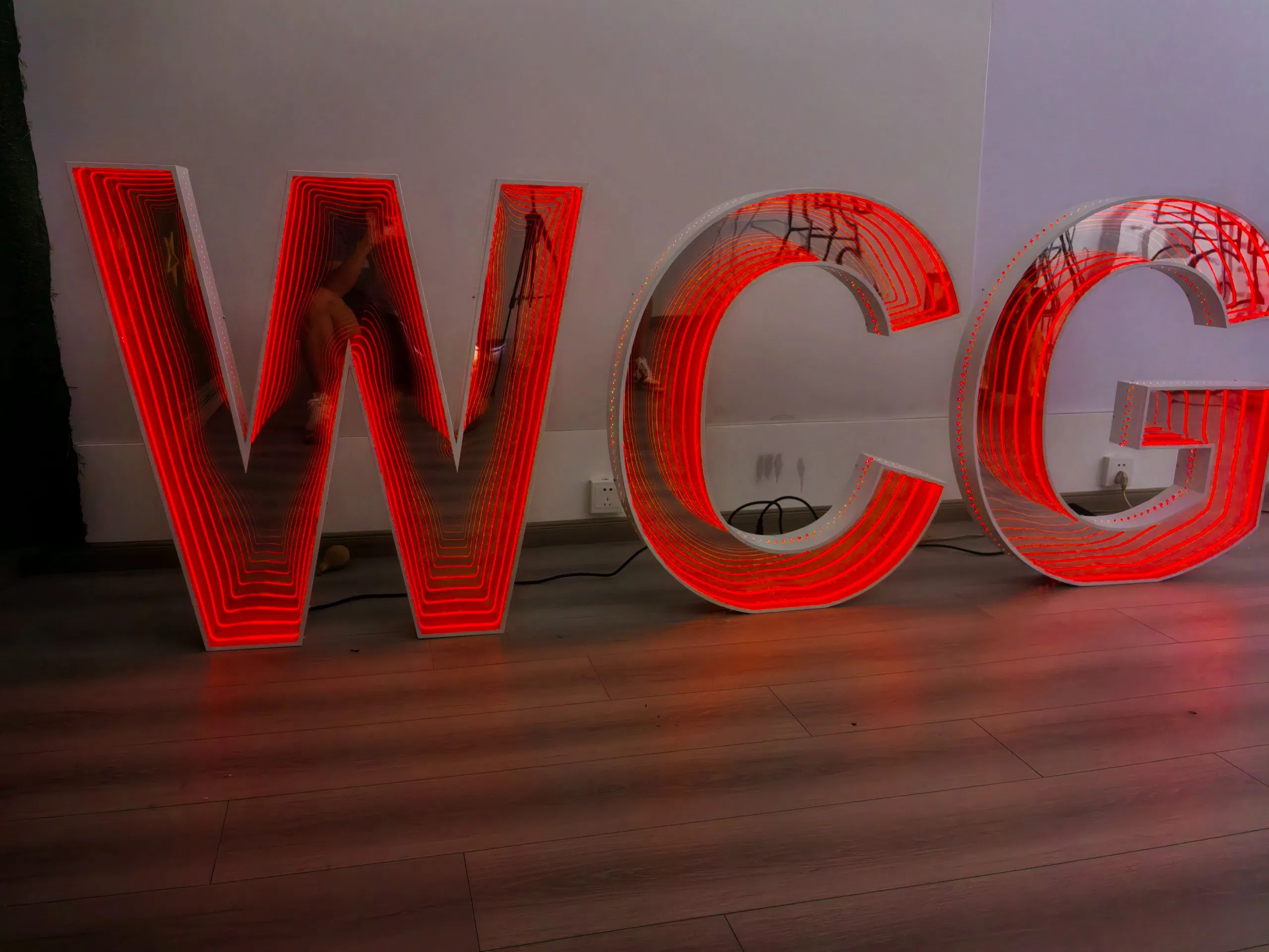 4FT Big 3D Marquee Letter Metal Optical Illusion Abyss Mirror Endless Number Birthday Wedding Party Event LED Strips Light