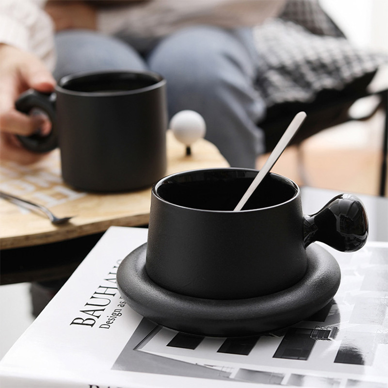 Керамическая чашка с блюдцем Nordic Matte Black