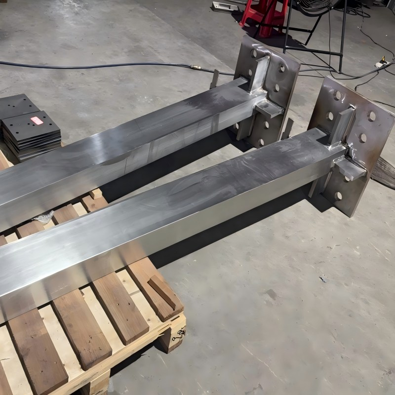 Weather-Resistant Metal Steel Fence Post for Coastal Use