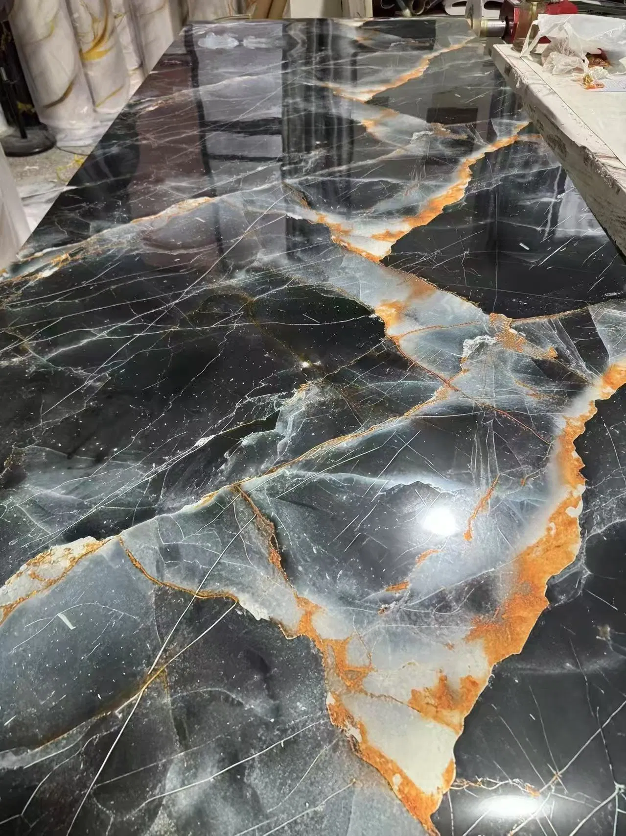 Самоклеящиеся обои под мрамор для стен