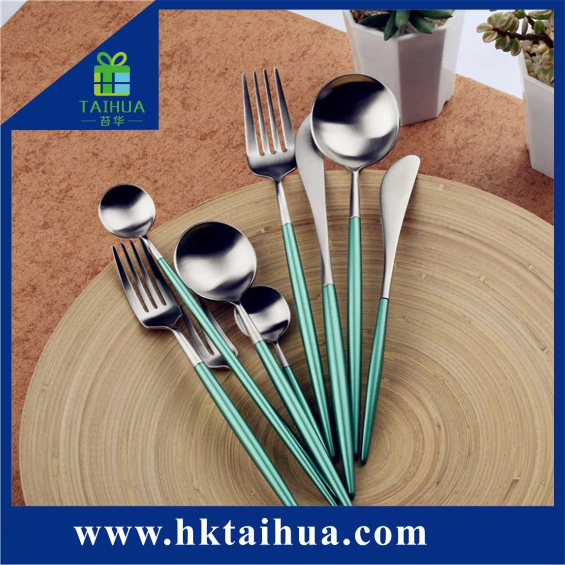 Набор столовых приборов из нержавеющей стали