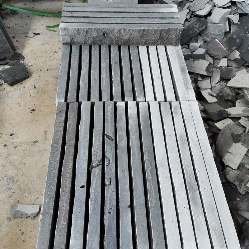 Hainan Black/Grey Basalt Bluestone Volcanic/Lava Culture Stone Split/Honed for Wall Panels/Flagstone/Tiles/Kerbs for Garden/Villa Project Price