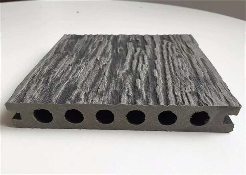 Anti Slip Wood Plastic Composite Flooring / PE Wood Decking for Garden Flooring