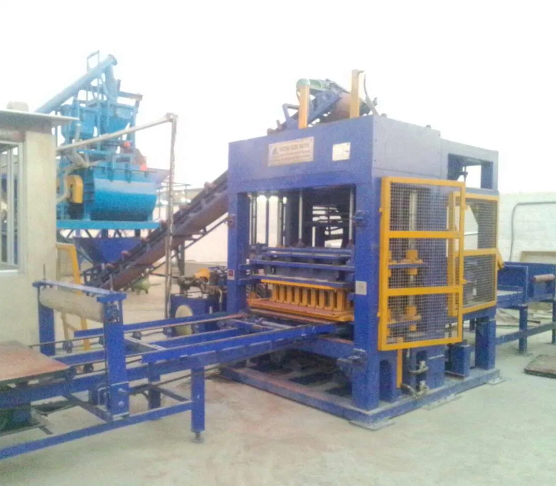 Qt10-15 Automatic Concrete Block Making Machine with High Capacity
