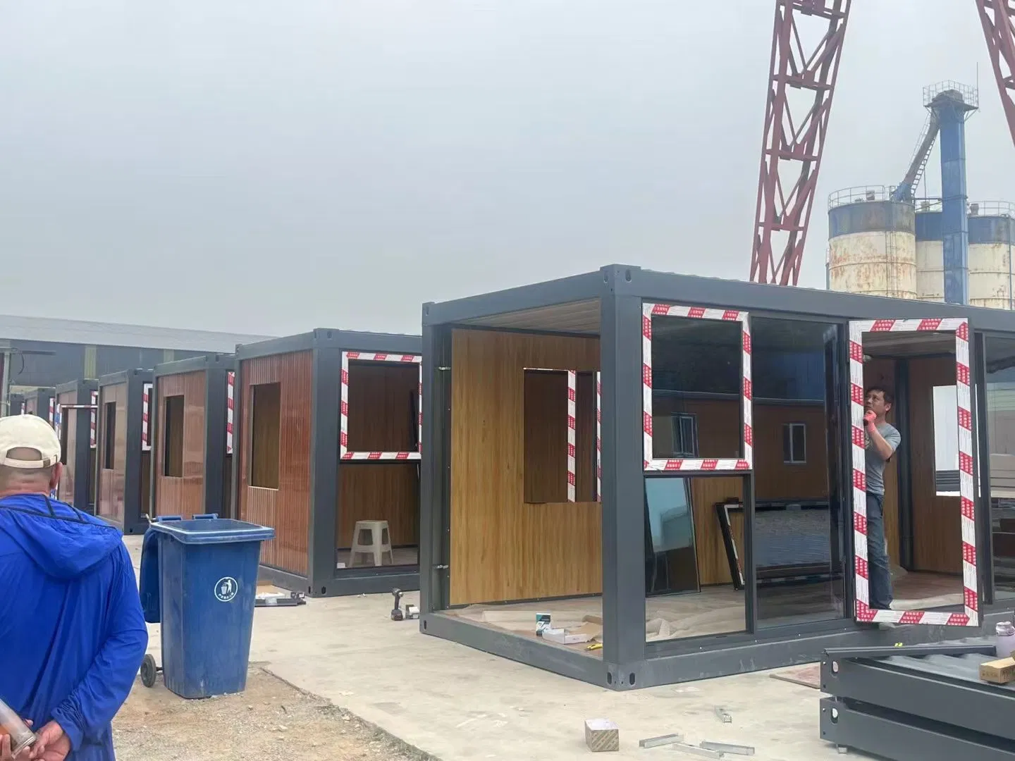 Модульный дом-контейнер 20FT с раскрывающимися стенами