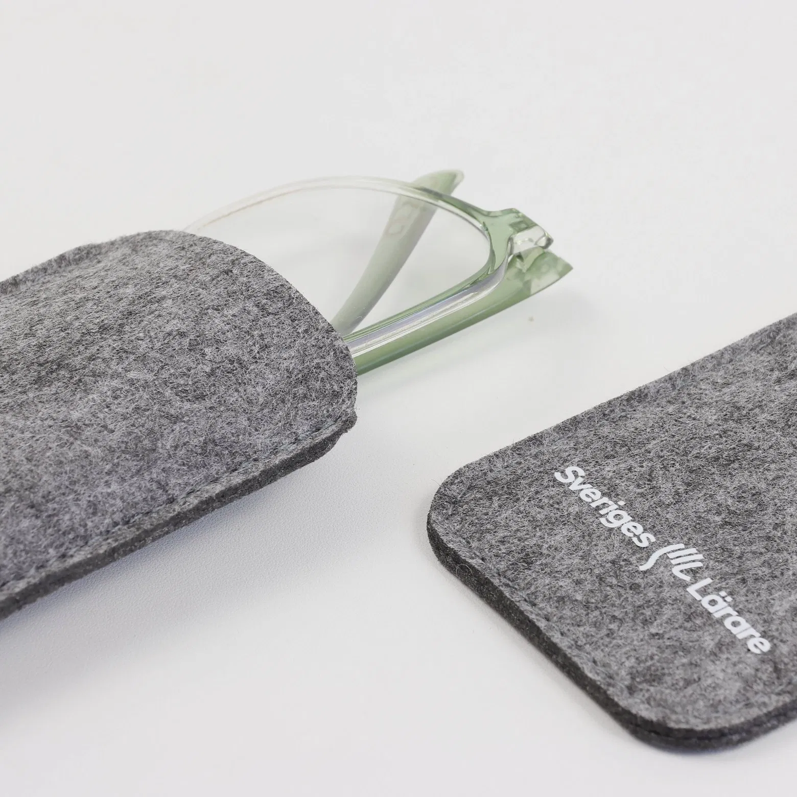 High Quality Soft Felt Glasses Pouch Customized Logo Eyeglass Storage Case Comfortable Eyewear Bag