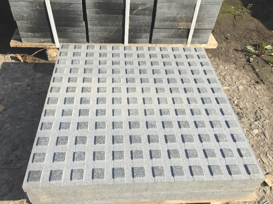 Honed/Bushhammer Granite Tumbled Blind/Driveway/Walkway Paving Stone