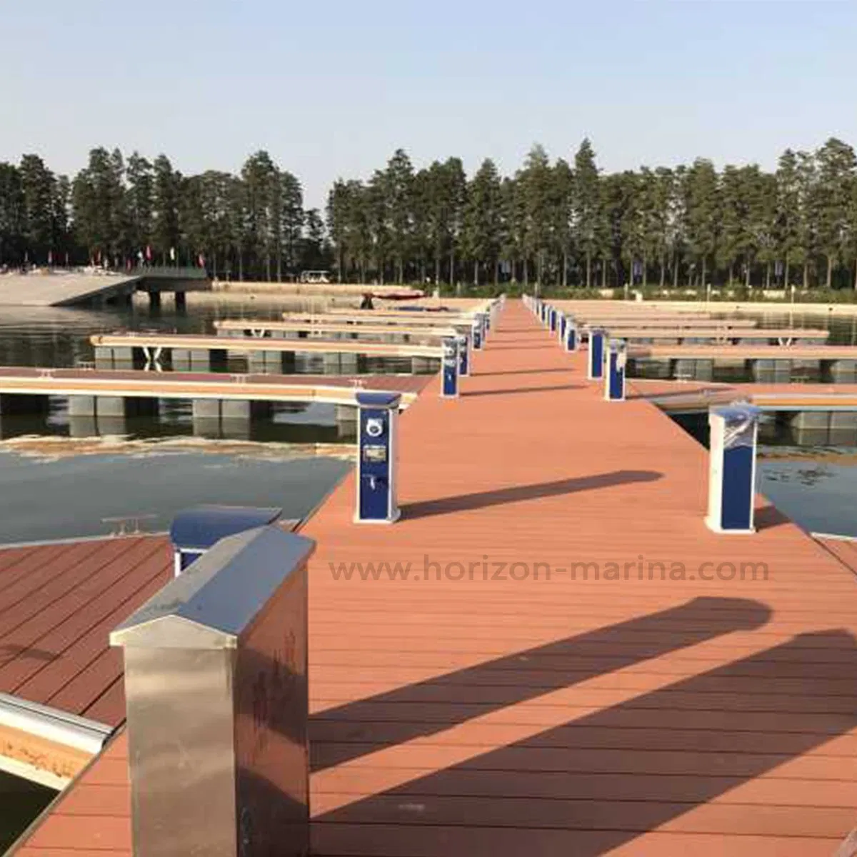 Design Marine Aluminum Gangway Custom Floating Dock Pontoon for Yacht Marina