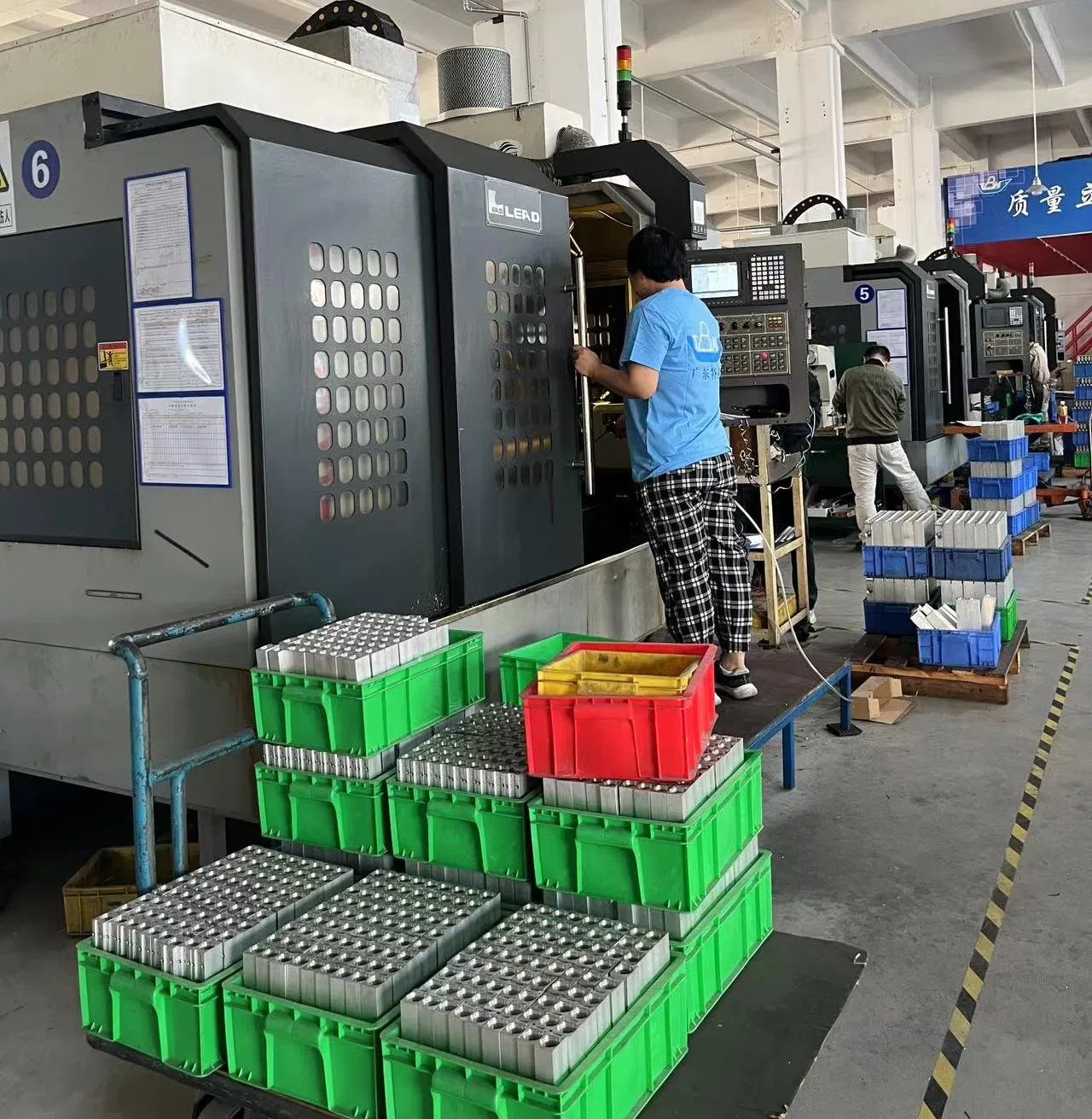 Good Quality Hydraulic Automatic 180 Degree Small Door Closer for 40-80kg Door Accept OEM