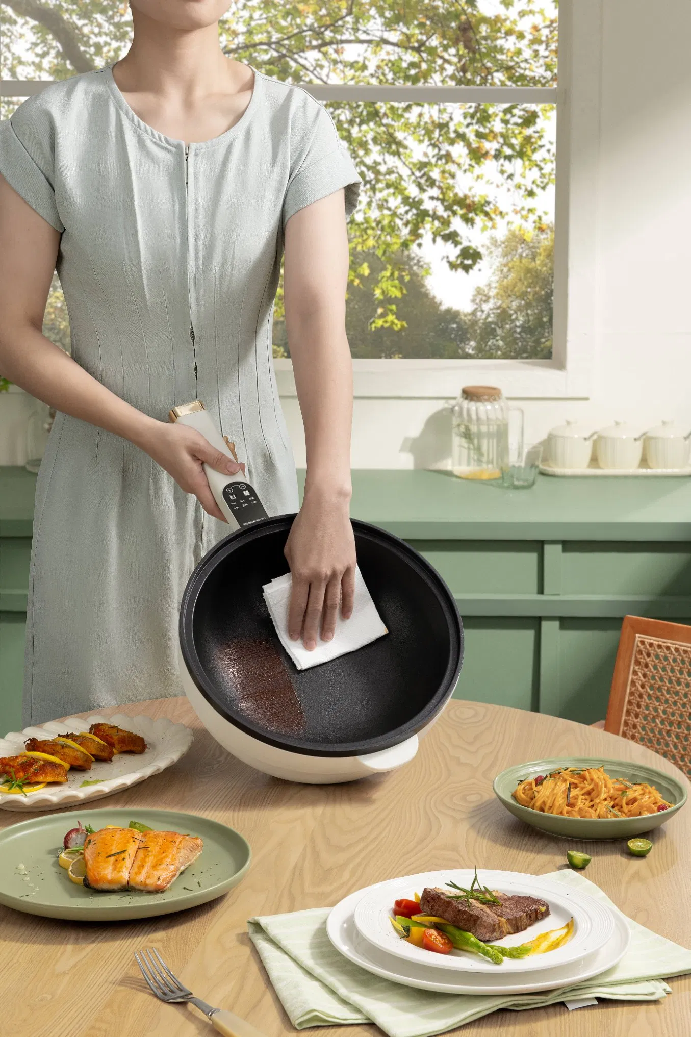 Large Capacity Electric Fry Pan 1500W Skillet Cooking Pot 30cm