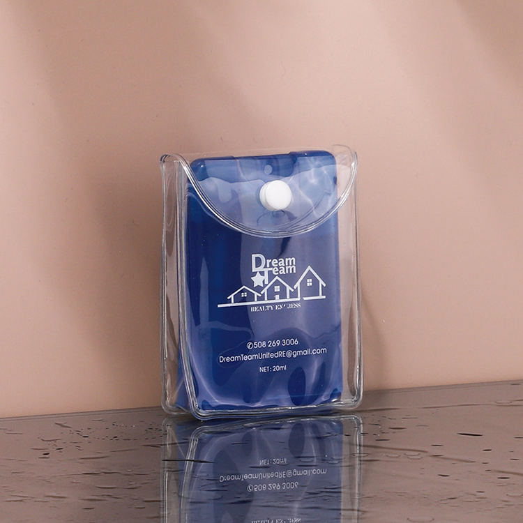 Portable Card Type Cleaning Liquid Plastic Glasses Spectacle Lens Cleaner Spray Bottle Set