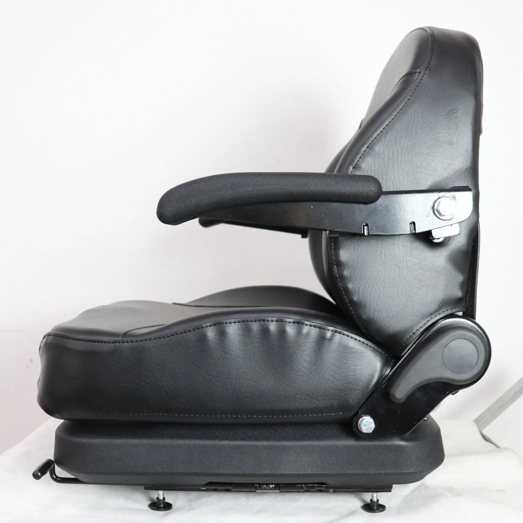 Универсальное сиденье для газонокосилки Comfortable